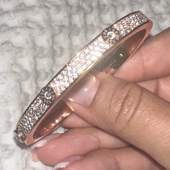 LUX BANGLE✨Rose Gold screw rivet pave crystal BRACELET love bangle Henri bendel - Picture 3 of 17